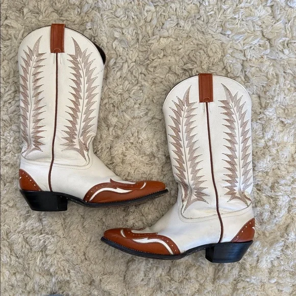 Tony Lama white and brown cowboy boots two toned wing tip vintage collectors 8 - Picture 5 of 12